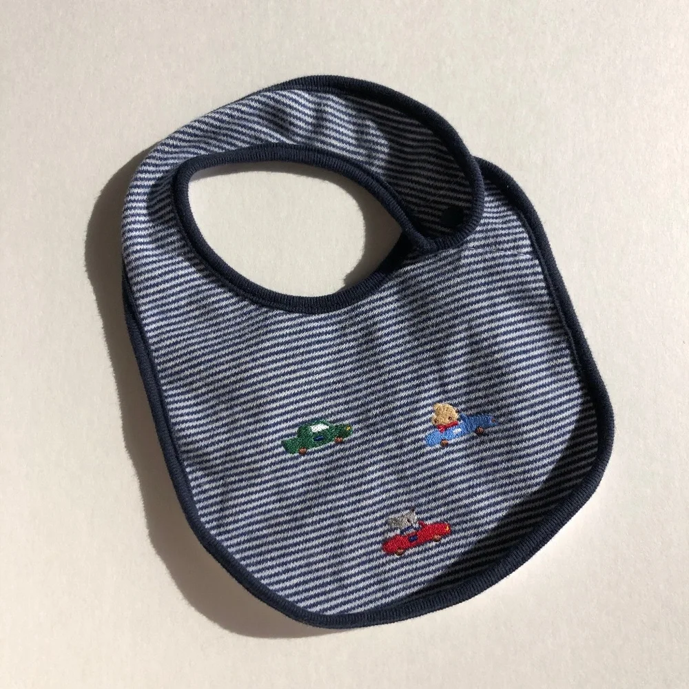 3/$10🌿 Familiar Baby Bib